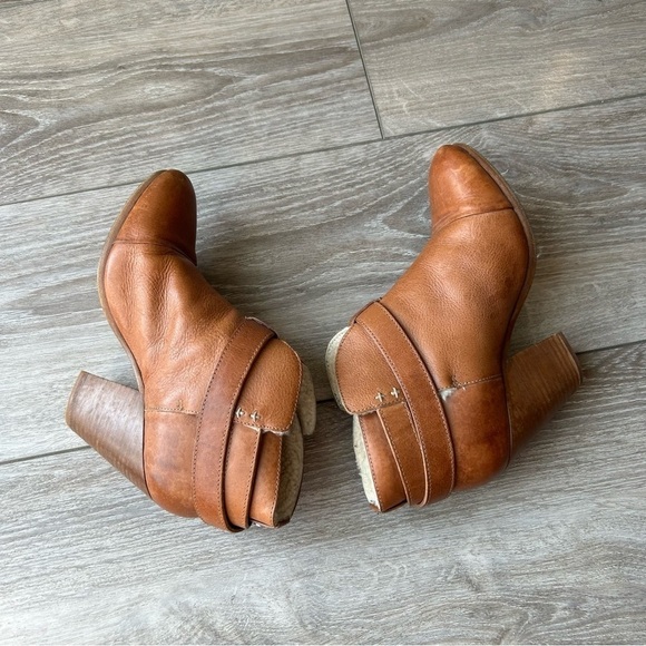 RAG & BONE Harrow Ankle Boots with Sherpa Lining - Picture 8 of 16